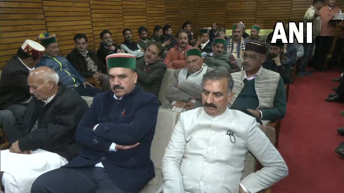 Himachal Political Updates: Oath ceremony of HP CM tomorrow at 11 am