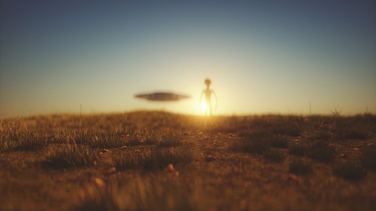 How wealthy UFO fans helped fuel fringe beliefs