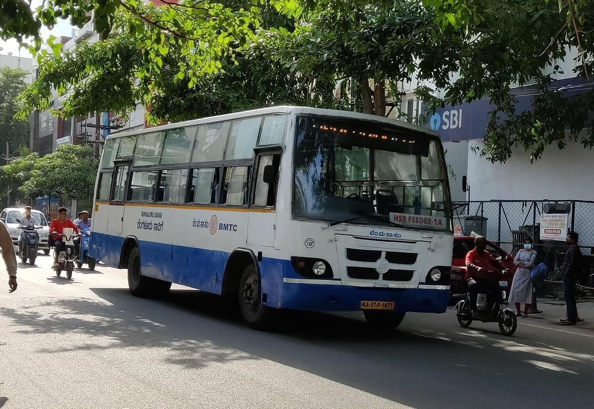 A feeder bus plying in HSR Layout. Credit: Shashidhara K