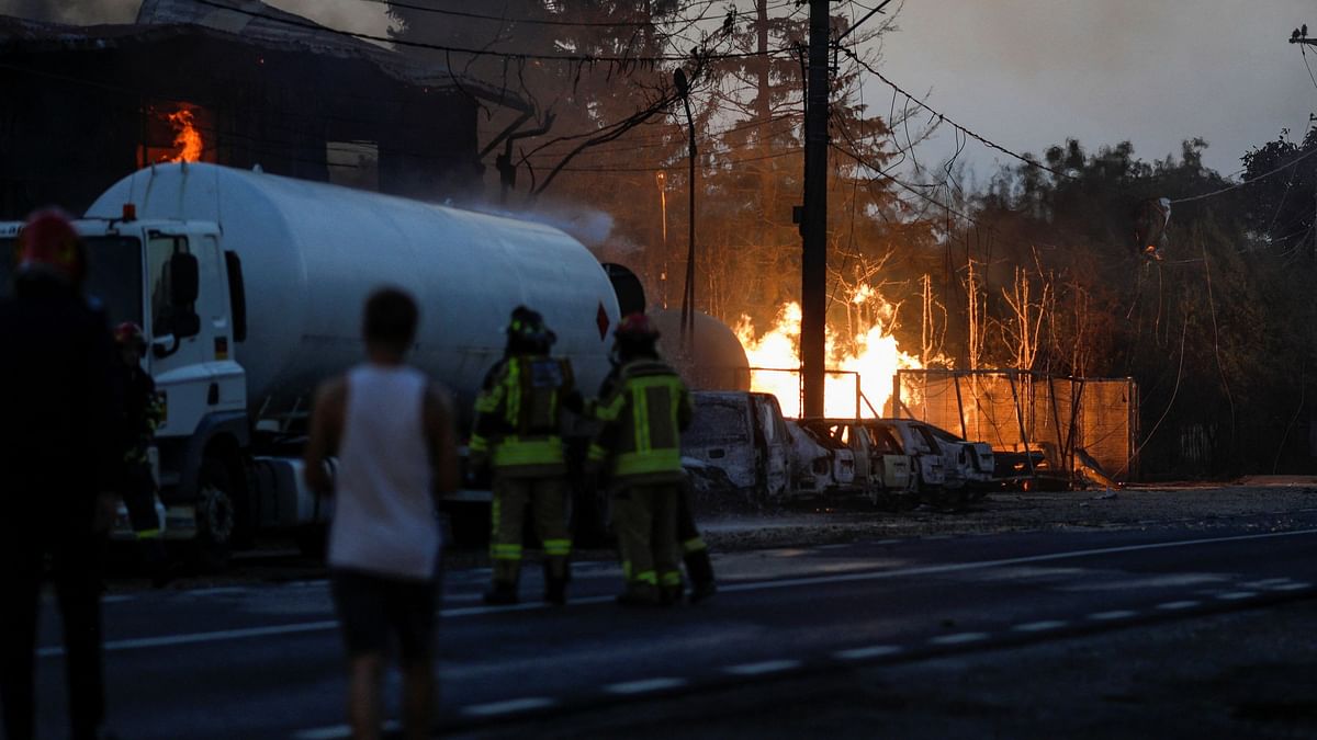 One person dead, 33 injured after explosions at Romanian gas station