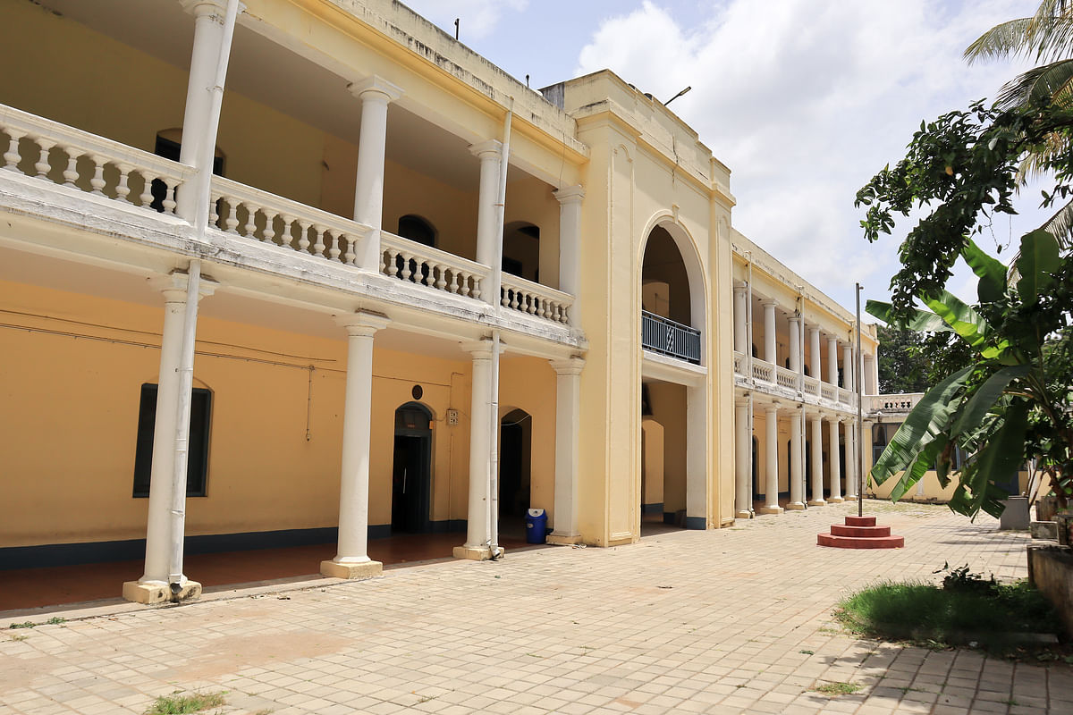 The school building. Photos by author