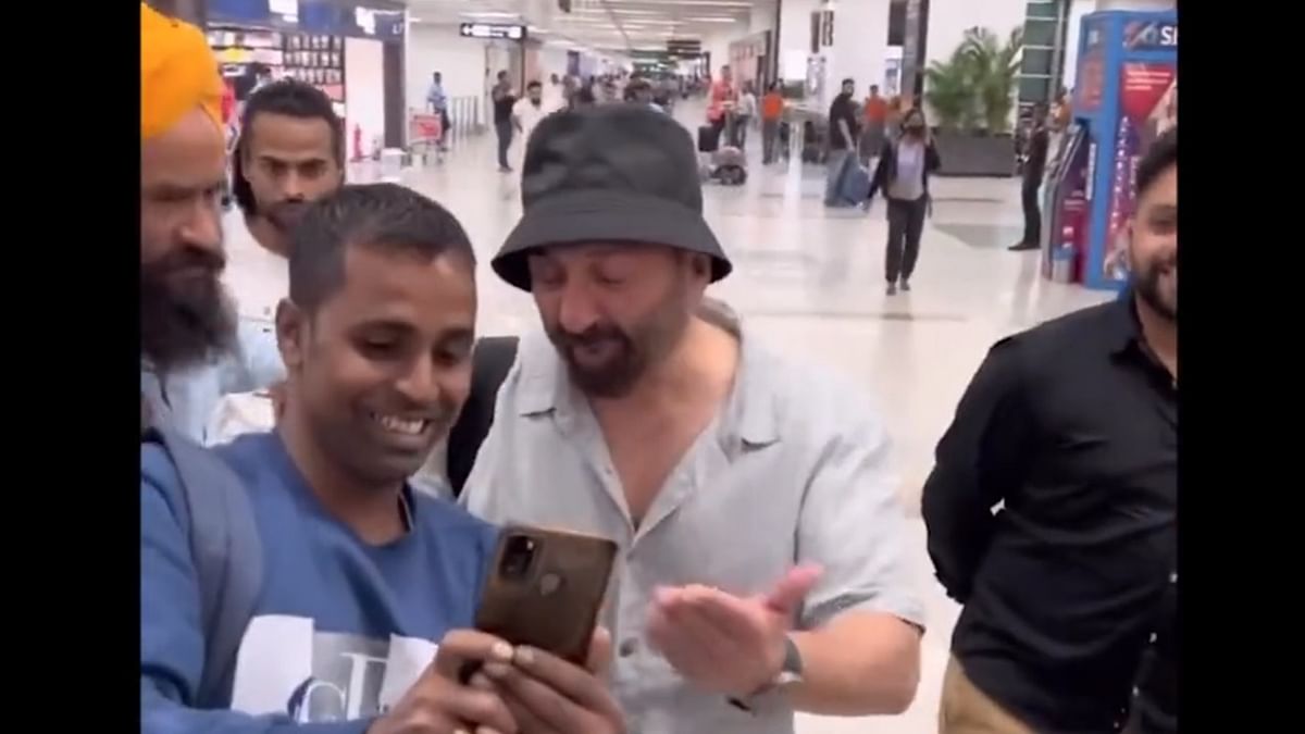 Sunny Deol's video goes viral on social media; actor seen scolding selfie-seeking fan at airport