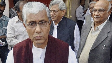 Manik Sarkar urges Tripura CPI(M) leaders to visit villages, organise agitations on local issues - Vimarsana News