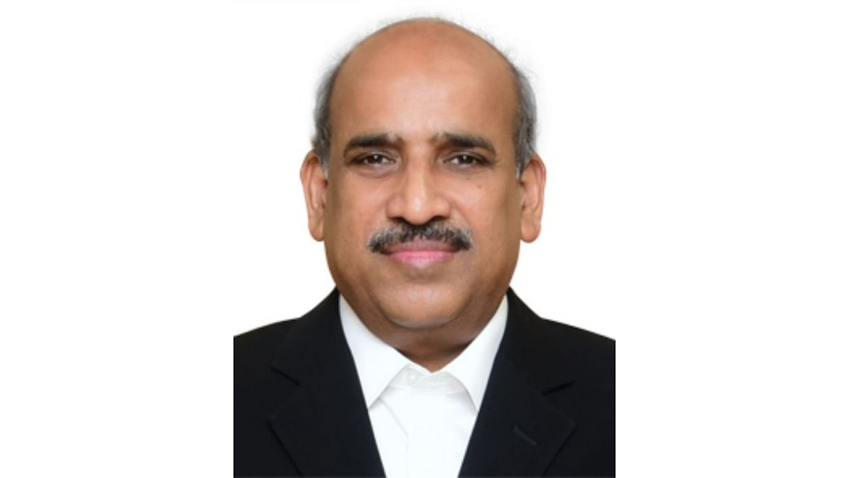 M Sankaran, (URSC) Director, Chandrayaan-3: M Sankaran is a Distinguished Scientist of Indian Space Research Organisation(ISRO). With 35 years of experience in URSC/ISRO, he has contributed primarily in the areas of Solar arrays, Power systems, Satellite Positioning System and RF communication systems for Low Earth Orbit(LEO) Satellites, Geostationary Satellites, Navigation Satellites and Outer Space Missions like Chandrayaan, Mars Orbiter Mission (MOM) and others.