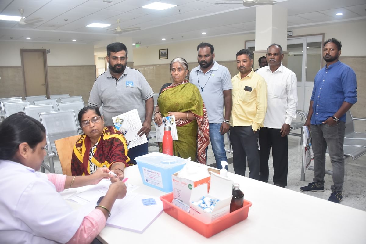 Participants during free health checkup camp, organised by Deccan Herald and Prajavani publications, in association with Sri Jayadeva Institute of Cardiovascular Sciences, in Mysuru, on Saturday. 