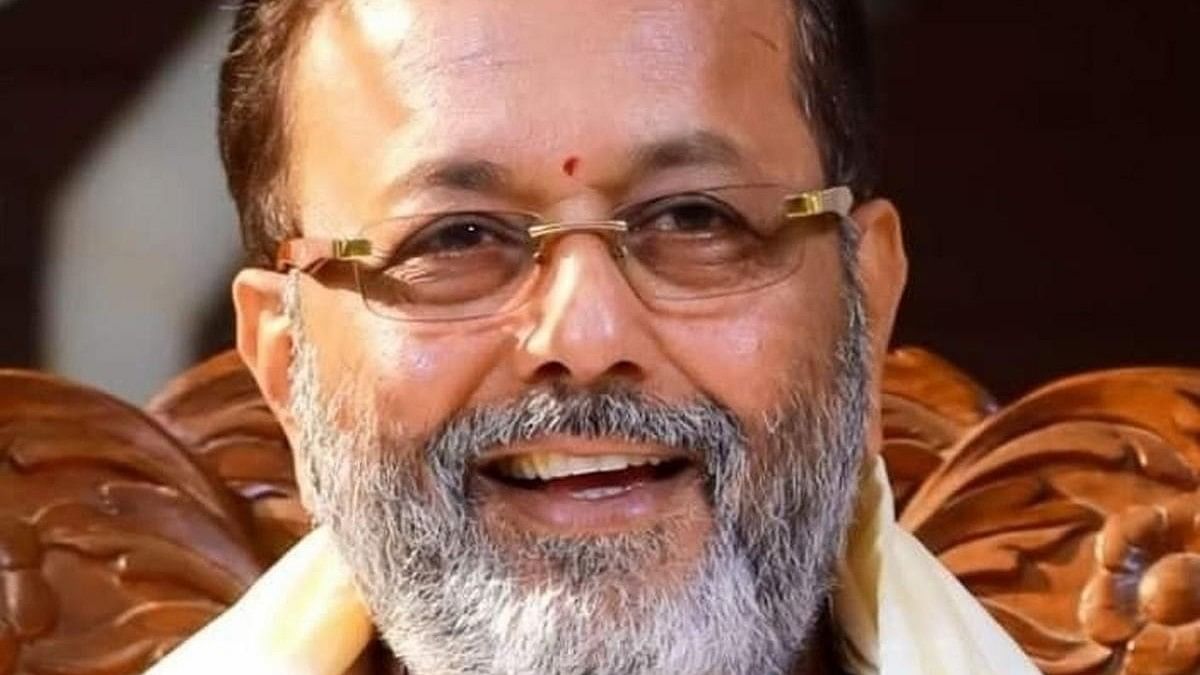 Letter row: Karnataka Minister Chaluvarayaswamy asks Guv not to fall prey to fake allegations, petitions