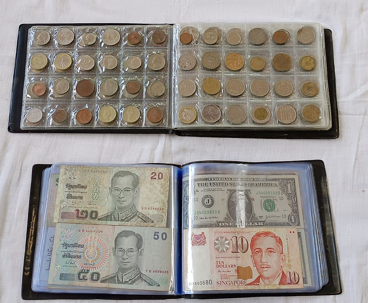World currencies in the collection.