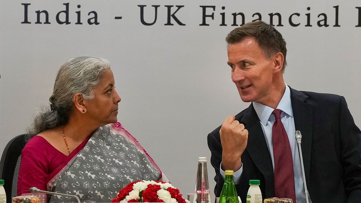 India mulls direct listing of firms at London Stock Exchange