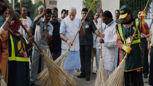 Clean India a shared responsibility: PM Modi