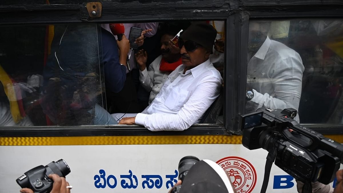 Karnataka bandh successful, claims activist Vatal Nagaraj; police say situation peaceful