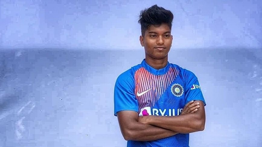 'Super Sub' Vastrakar takes Indian women cricket team to final; to face SL for gold
