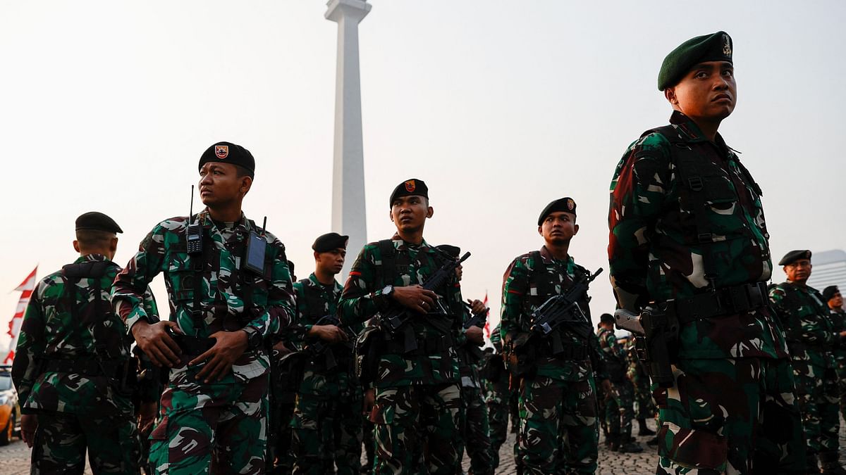Armed Indonesian soldiers attend a ceremony as they are deployed to secure the upcoming 43rd ASEAN Summit in Jakarta, Indonesia, September 1, 2023. 