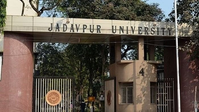 Fresh ragging charge against seniors by JU student