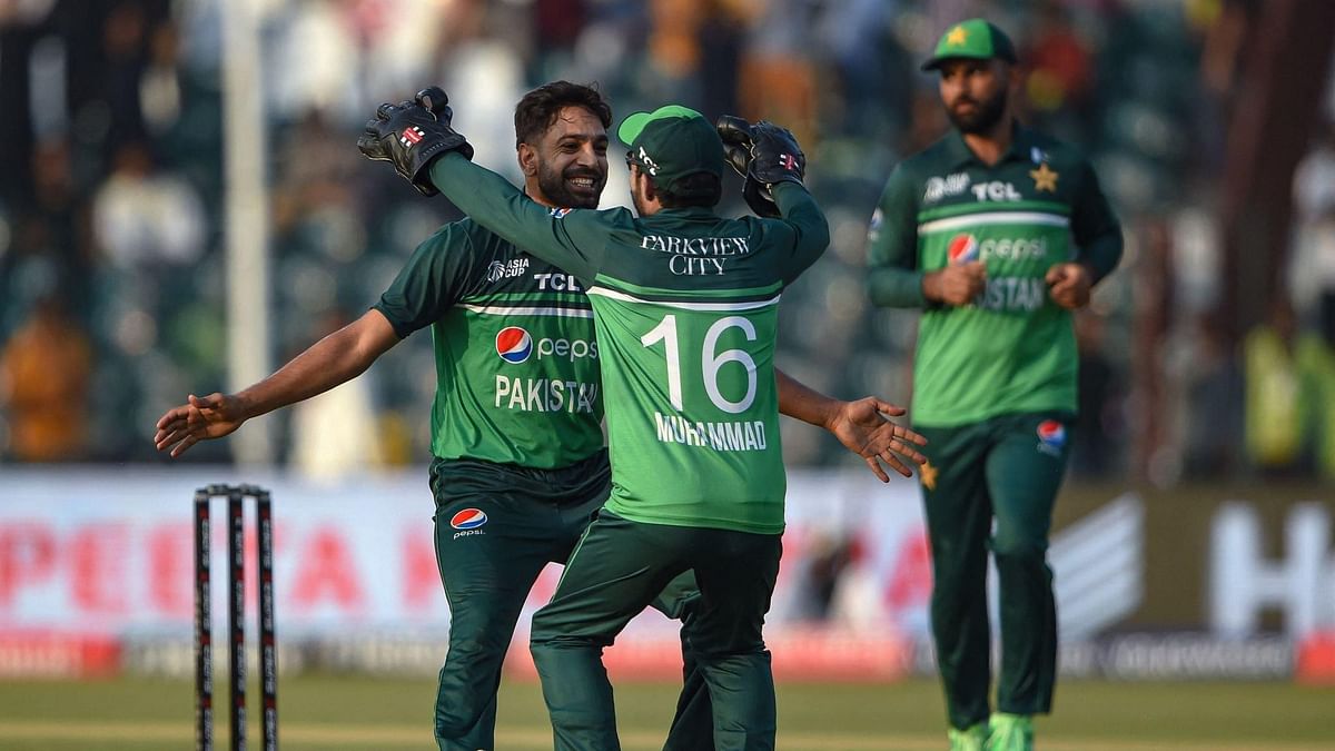 Pakistan pace trio too hot to handle as Bangladesh bowled out for 193