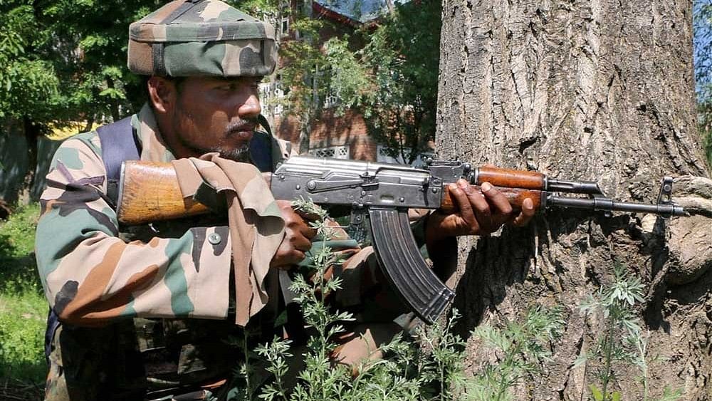 Gunfight between Maoists and security forces in Jharkhand
