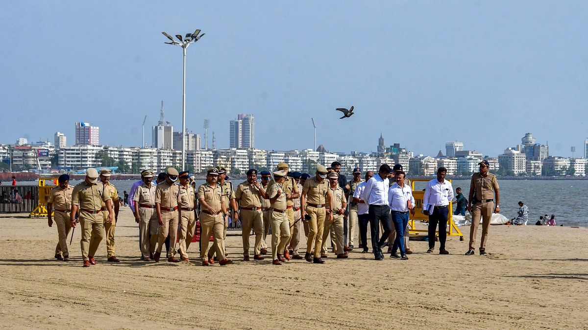 Ganesh festival: More than 13,700 cops to patrol Mumbai streets, heavy vehicles to face curbs on several days