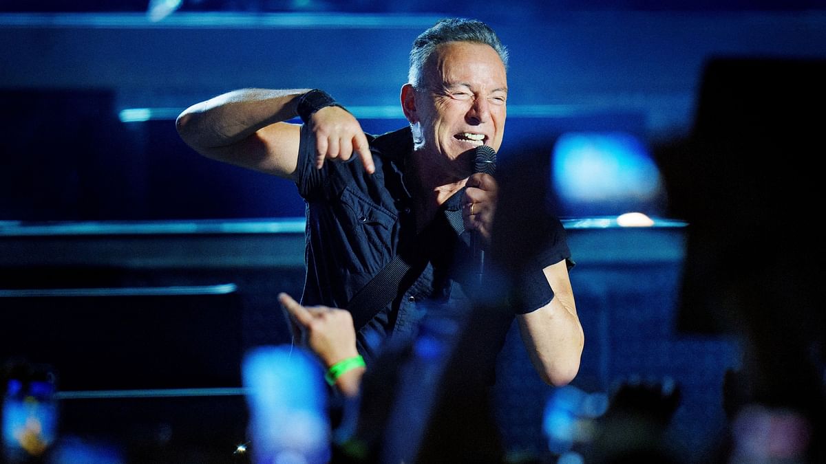 Springsteen postpones September shows to be treated for peptic ulcer disease symptoms