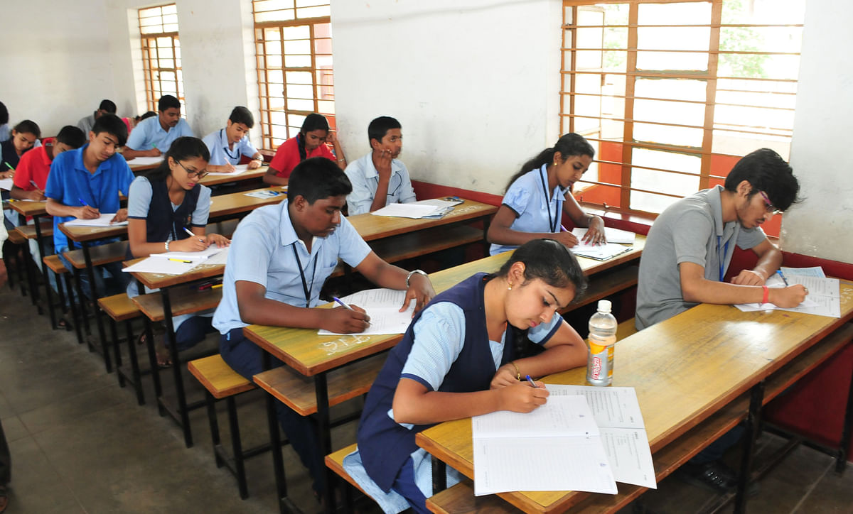 Students appear for PUC examination at Matru Mandali School V V Mohalla in Mysuru on Thursday March 09 2017. -Photo / IRSHAD MAHAMMAD