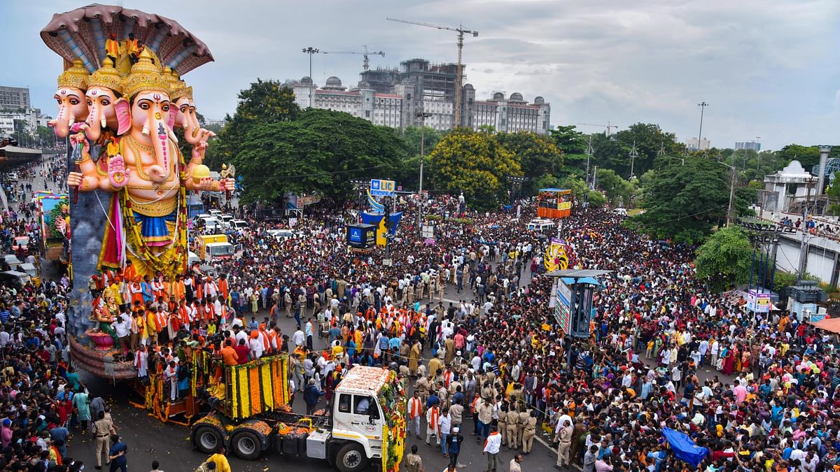Huge processions with finely carved idols highlight Hyderabad's Ganesh Chaturthi celebrations. The towering and beautifully crafted idols of the Khairatabad Ganesh is especially well known.
