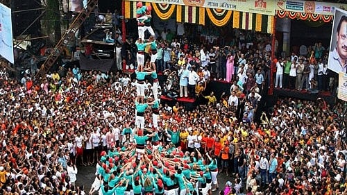 Dahi Handi celebrations: Two Govindas injured during formation of human pyramids in Mumbai - Vimarsana News