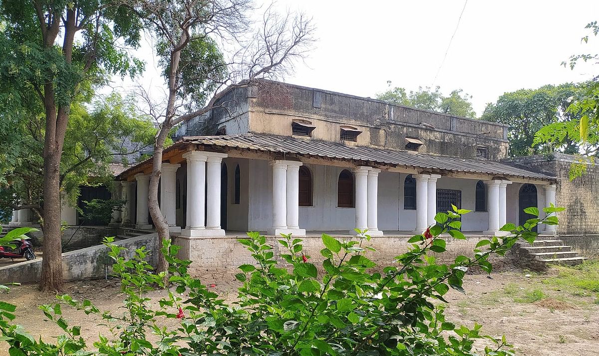 A side view of the school building.