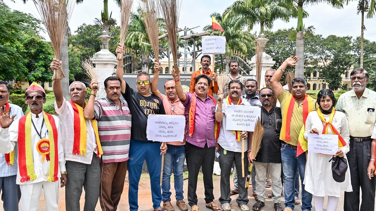 Cauvery row: Agitators block Bengaluru-Dindigul highway, protests held in Mysuru-Chamarajanagar 