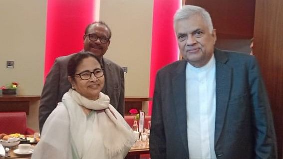 Mamata meets Sri Lanka's Wickremesinghe at Dubai airport, invites him to Bengal business summit