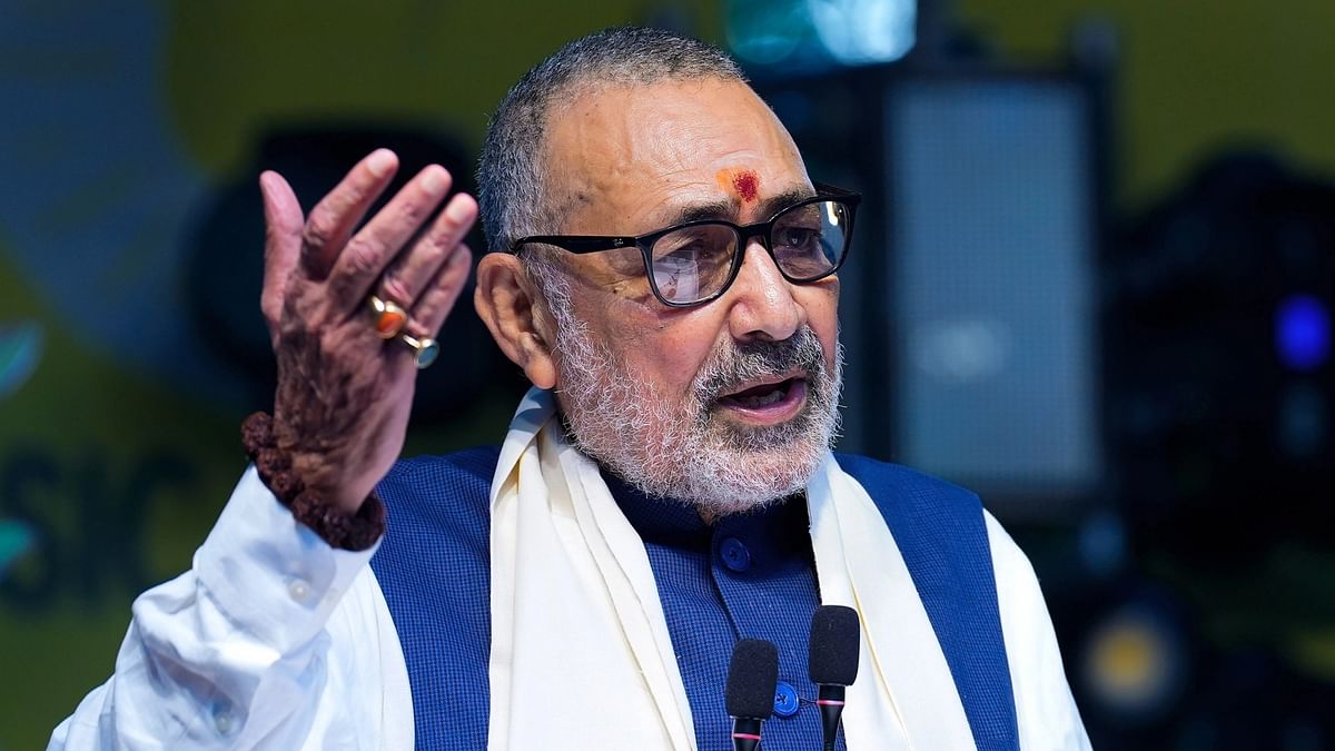 Hindus should give up halal meat, eat only jhatka: Union Minister Giriraj Singh
