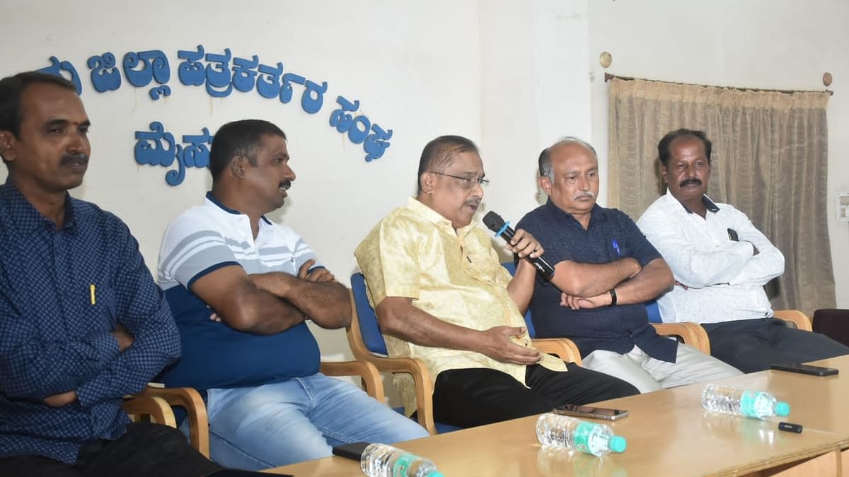 Hamsalekha to inaugurate Dasara with call for conservation of Kannada and traditional culture
