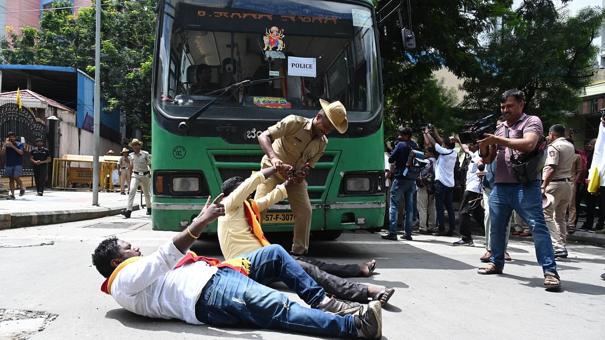 The police maintained law and order and members of several organisations, including Jaya Karnataka, the Aam Aadmi Party (AAP) and others were detained as soon as they gathered at the Town Hall and lwere moved to Freedom Park. 