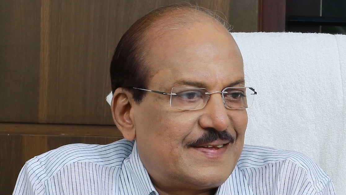 LDF convenor claims IUML gravitating to ruling bloc; Kunhalikutty rejects his remarks - Vimarsana News