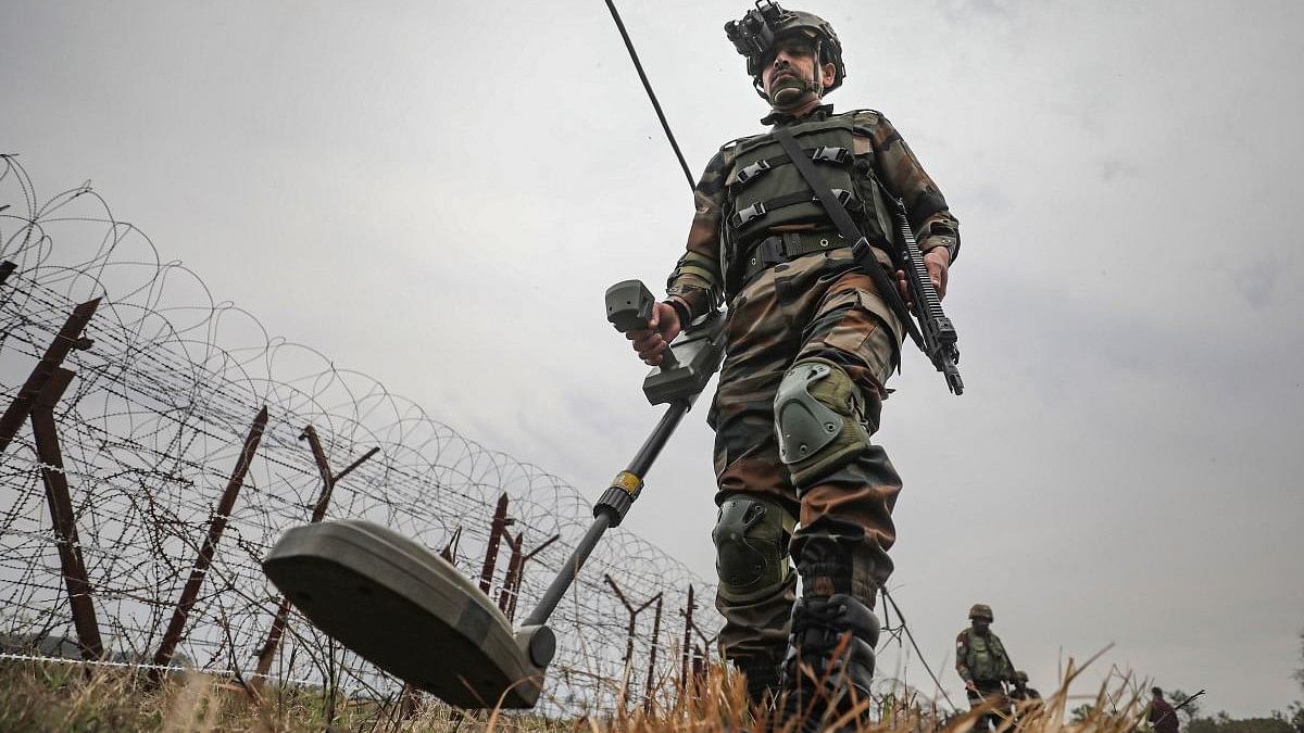 Army foils infiltration bid along LoC; one militant killed