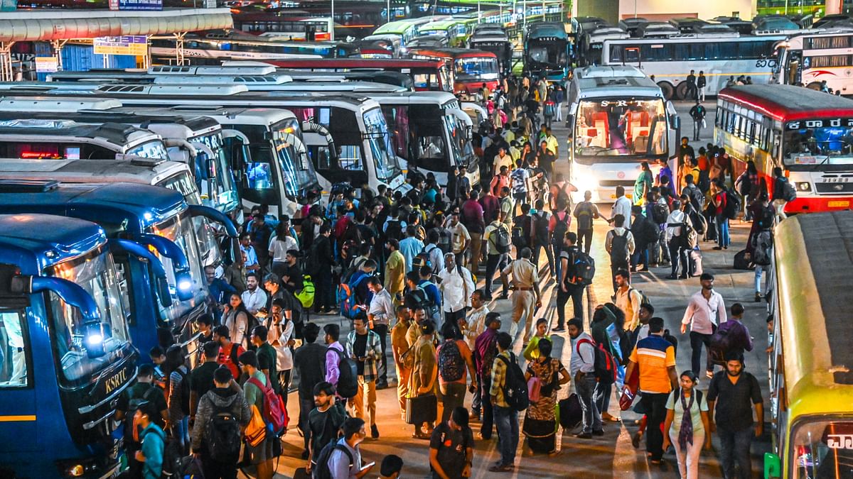 Dasara fills buses, tour operators' pockets in Bengaluru
