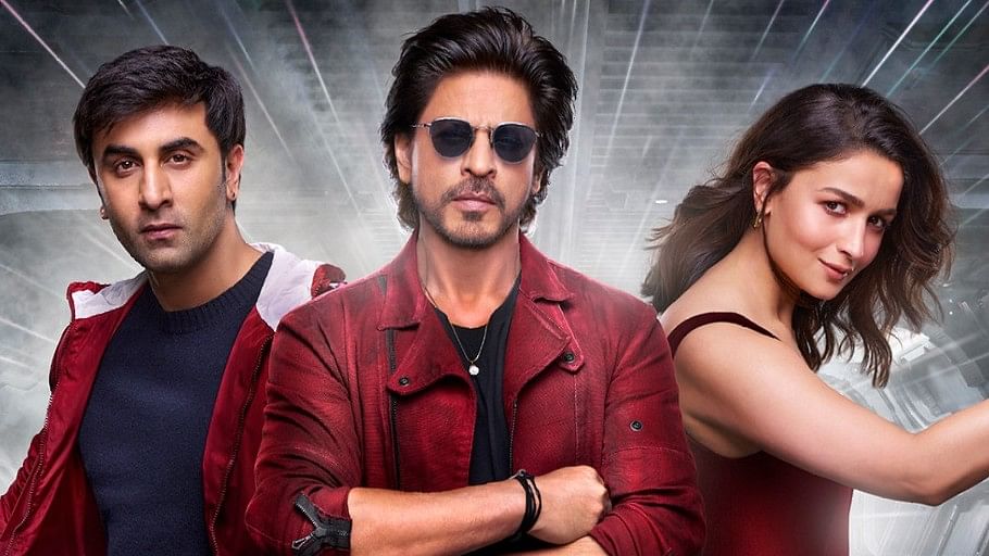 Shah Rukh Khan takes Ranbir & Alia hostage in Jawan-inspired ad!