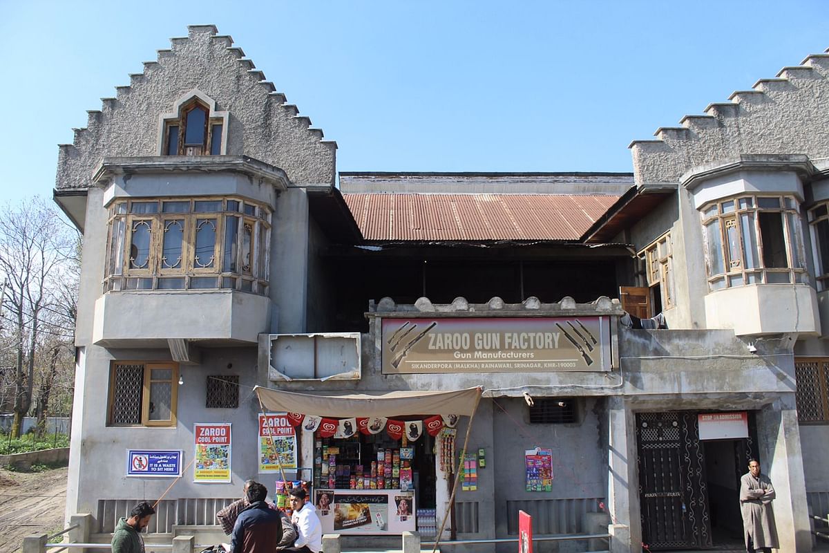 The Zaroo Gun Factory, located in the Rainawari neighbourhood of Srinagar. The factory's owners have established a convenience store in front of the building to make up for the business's decline.