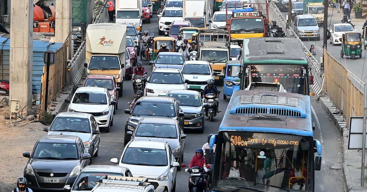 Heavy traffic congestion in Bengaluru during rush hour.