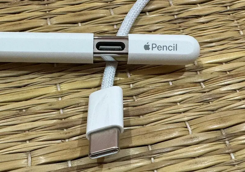 Apple Pencil con adaptador USB-C