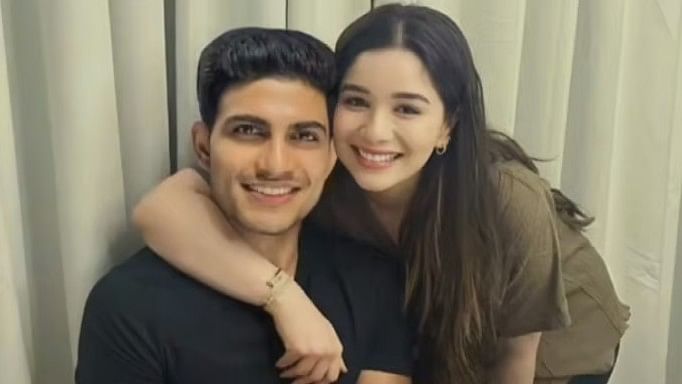 The viral morphed photo of Shubman Gill and Sara Tendulkar.