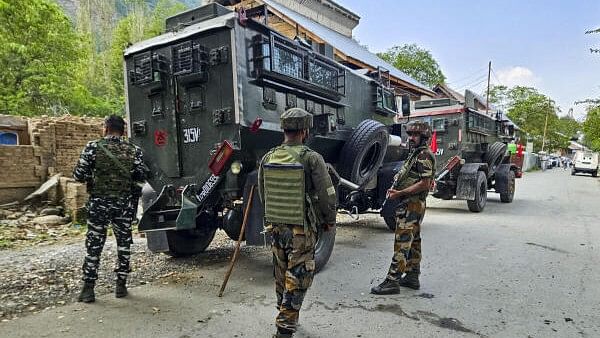 Ceasefire violation by Pak brings back fear among J&K border residents