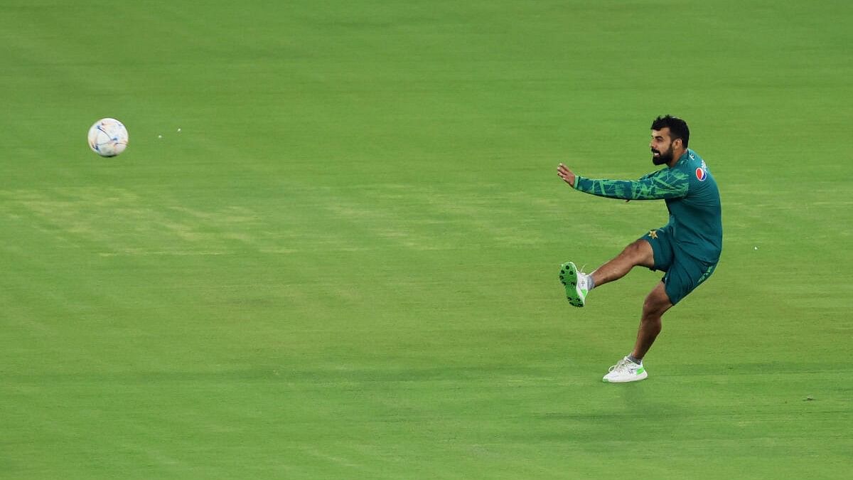Pakistan's Shadab Khan doubtful for World Cup clash against New Zealand