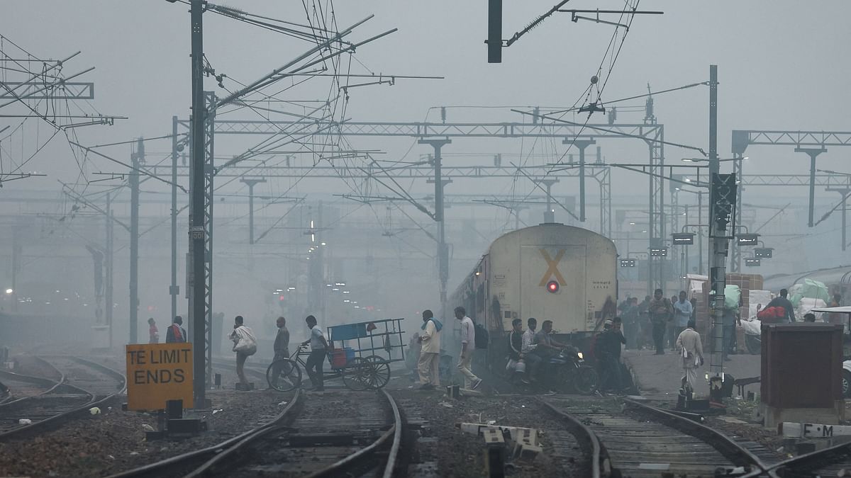 Unfavourable meteorological conditions combined with vehicular emissions, paddy straw burning, firecrackers and other local pollution sources contribute to hazardous air quality levels in Delhi-NCR during the winter every year.