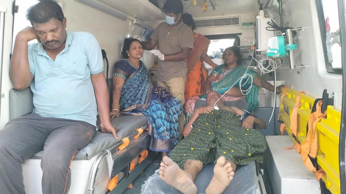 Nearly 80 injured, 17 critical following bee attack in Karnataka’s Melkote