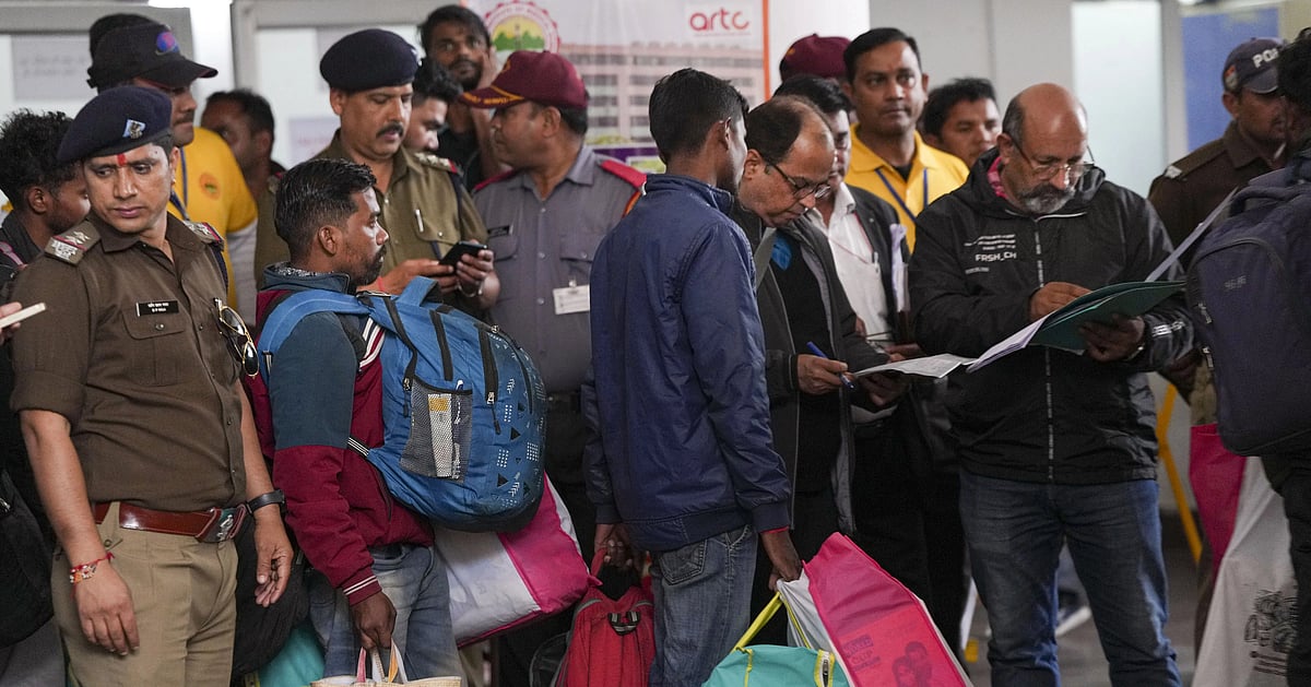 15 Jharkhand workers rescued from Silkyara tunnel taken to Dehradun