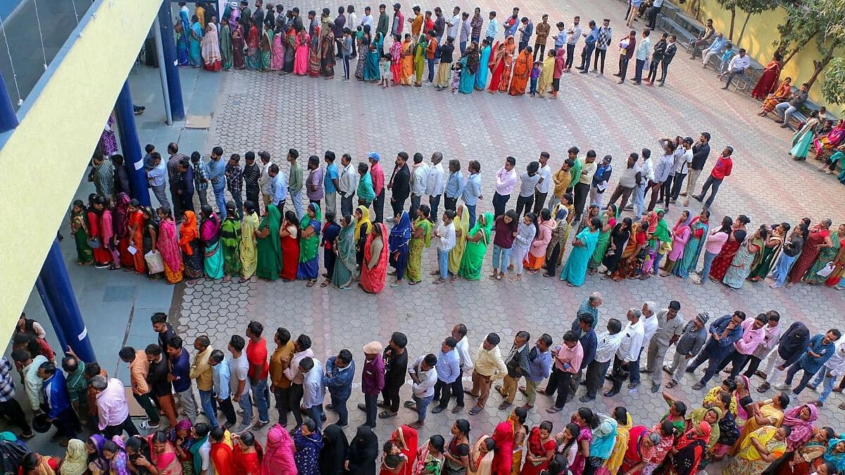 75% voters exercise franchise in Madhya Pradesh, 70% in Chhattisgarh phase 2 polls; sporadic incidents of violence reported 