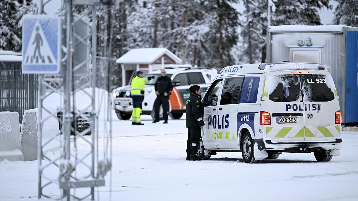 Finland has closed all passenger border crossings with Russia but one