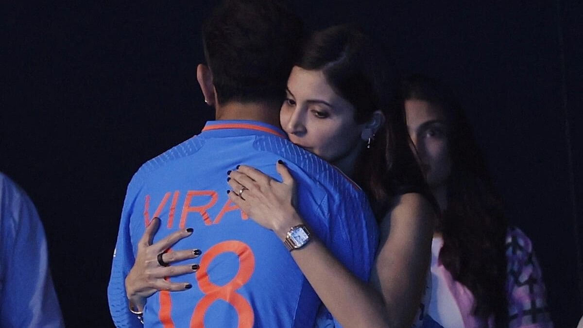 Through thick and thin: Anushka hugs Virat after World Cup final loss