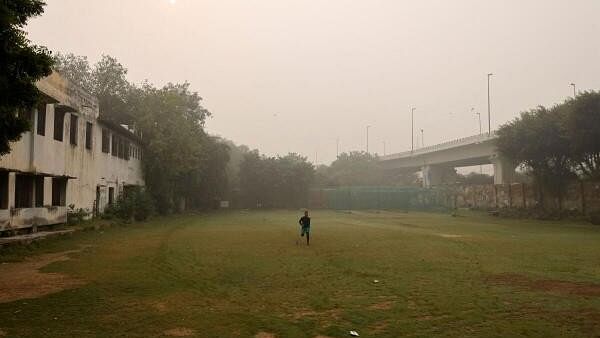 Delhi's pollution crisis: Marginal dip in levels as haze persists, health concerns rise