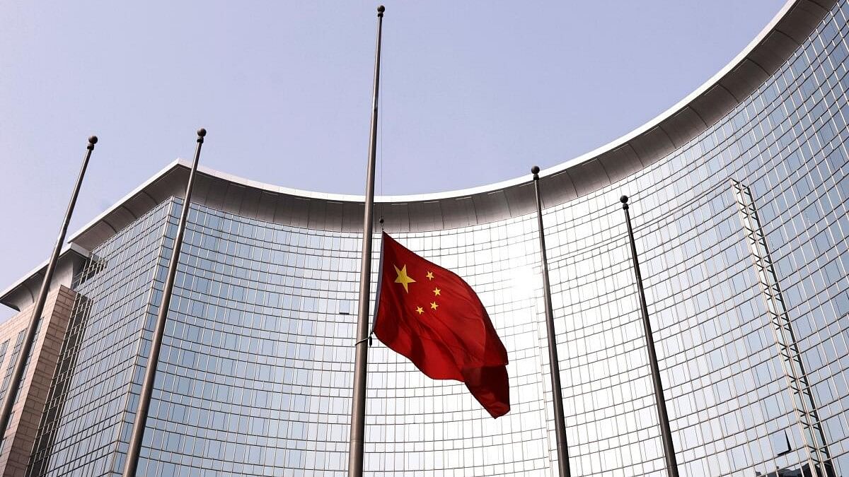 China prepares to cremate 'the people's' premier, lowers national flag amidst outpouring of grief