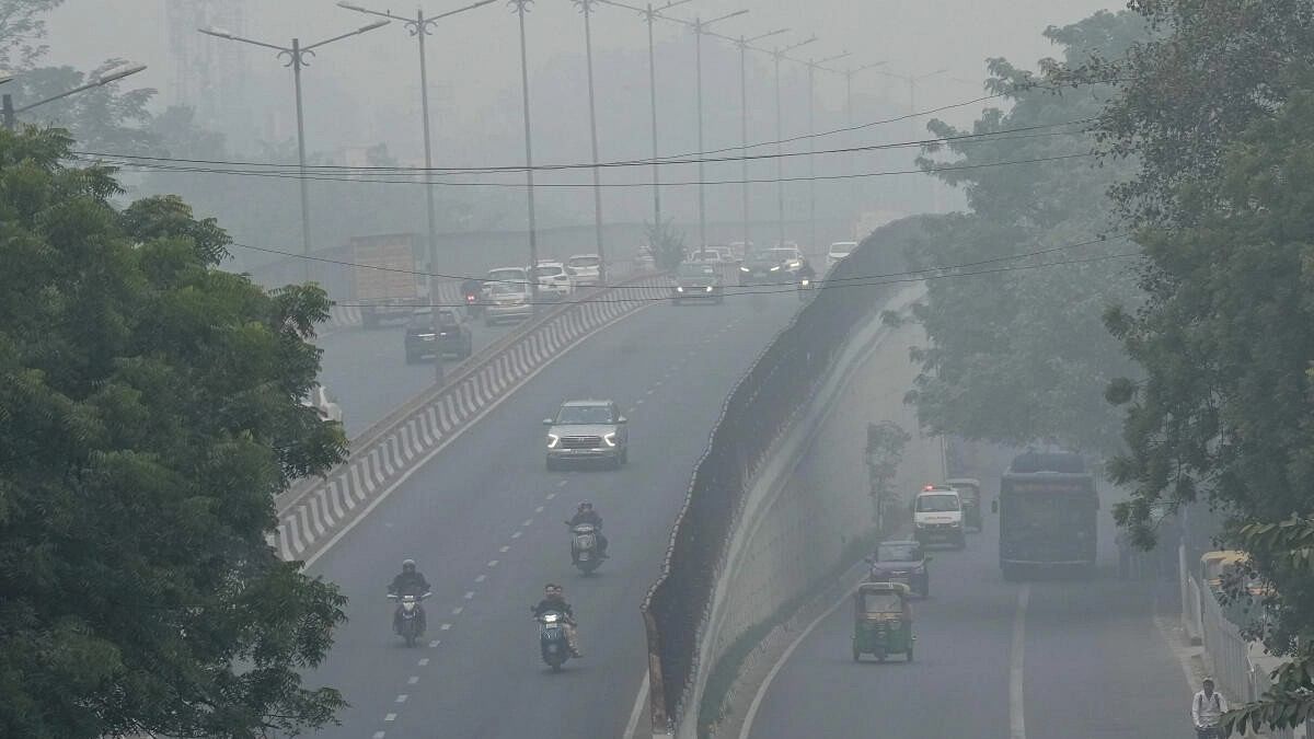 'Don't try to non-perform and shift burden onto court': SC tells Delhi govt over pollution curbing schemes