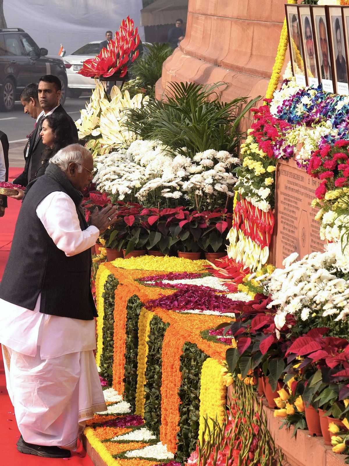 Congress President Mallikarjun Kharge also paid his tributes to the martyrs who lost their lives in the 2001 Parliament attack during the ceremony.